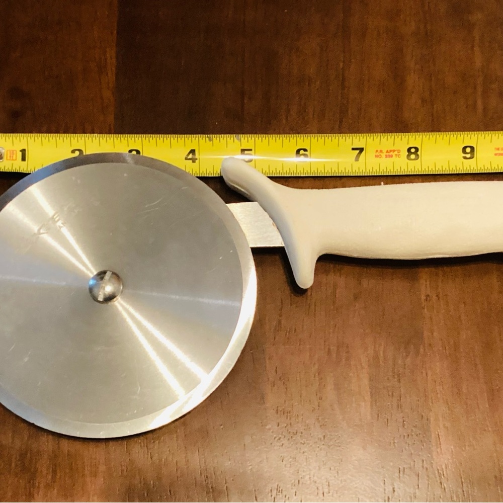 Pizza Cutter XL Dexter 5” stainless  Pizza Cutter with White Handle